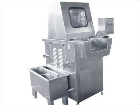 Automatic salt water injection machine